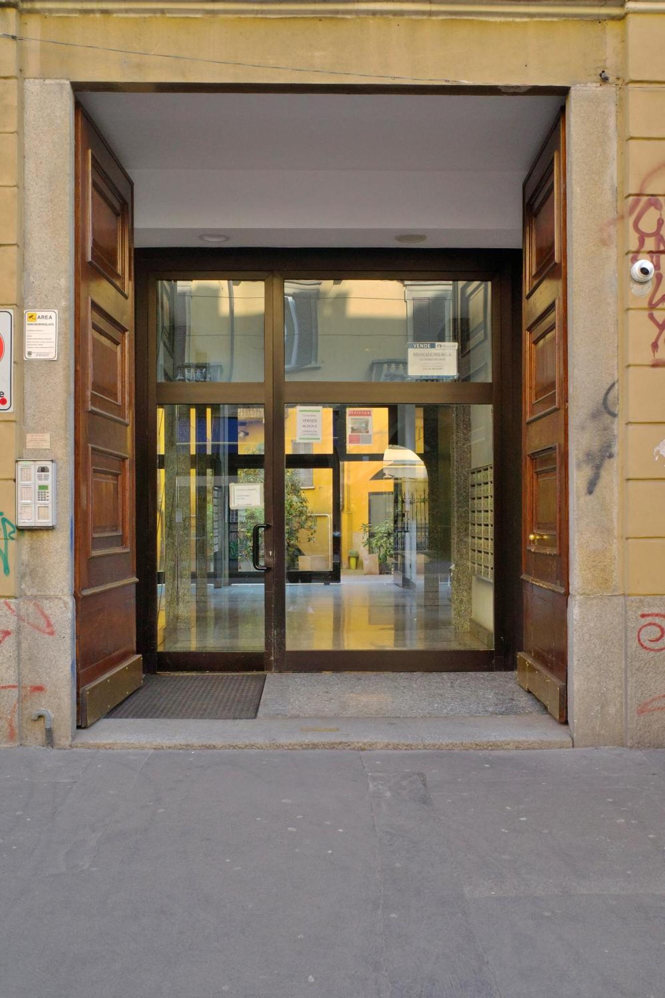 Ripa Apartments Milano - Via Vigevano Navigli ภายนอก รูปภาพ